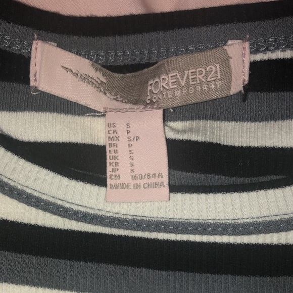 Forever 21 black and white stripe tee - Picture 3 of 3